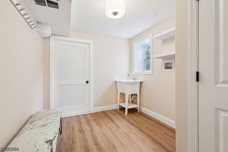 Montrose - Residential