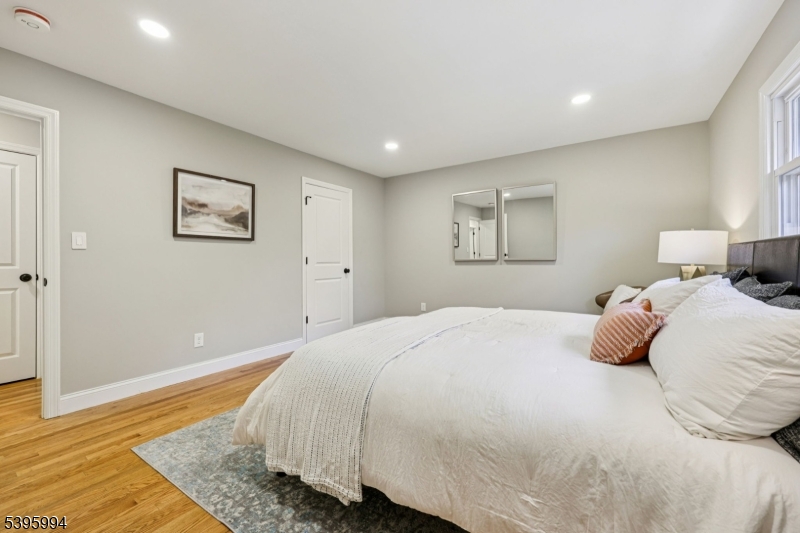 Montrose - Residential