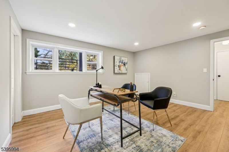 Montrose - Residential