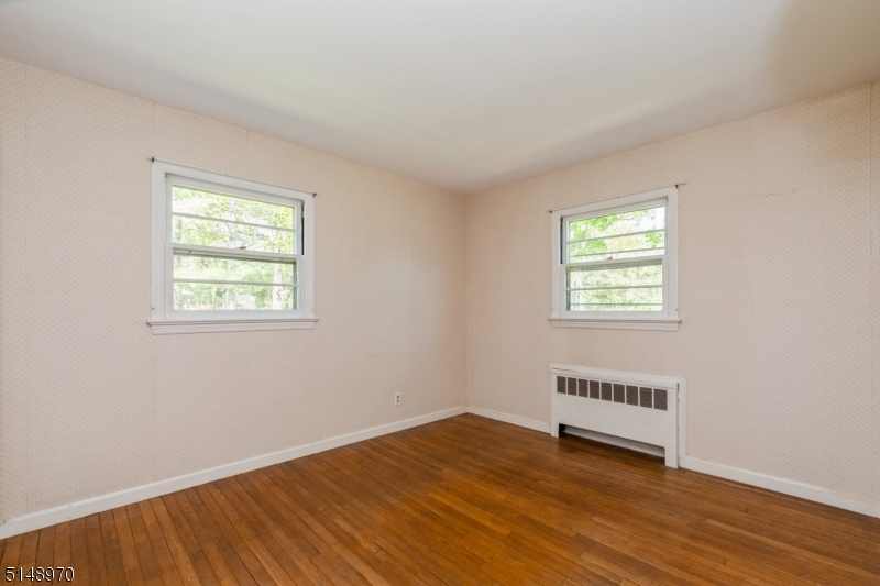 Whitehouse Station - Residential