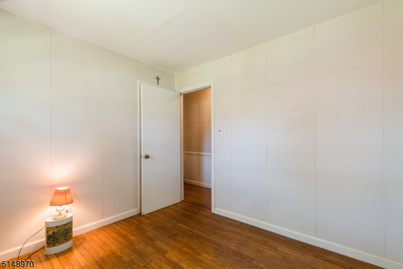 Whitehouse Station - Residential