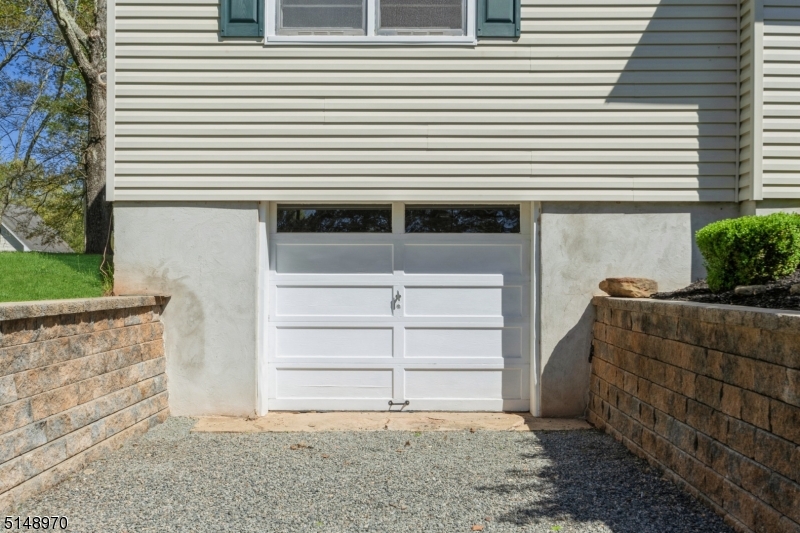 Whitehouse Station - Residential