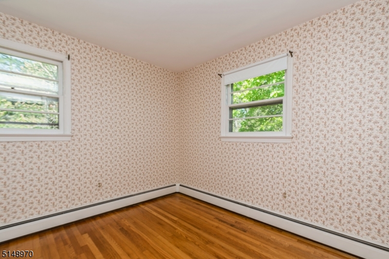 Whitehouse Station - Residential