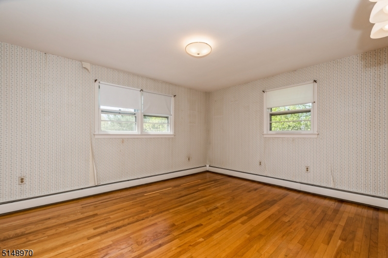 Whitehouse Station - Residential