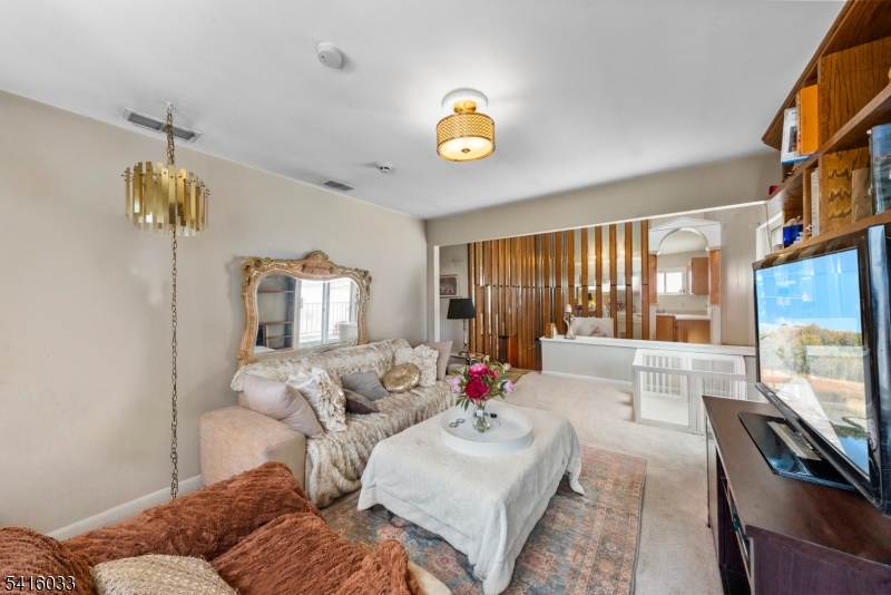 Lindsley Heights - Residential