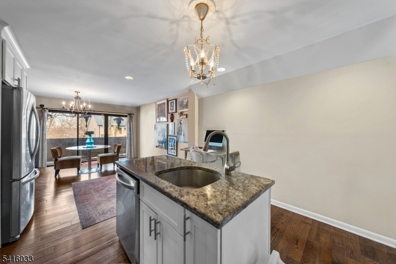 Lindsley Heights - Residential