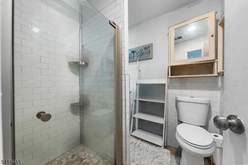 Lindsley Heights - Residential