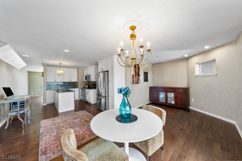 Lindsley Heights - Residential