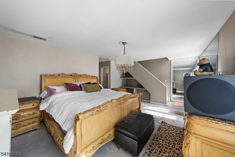 Lindsley Heights - Residential