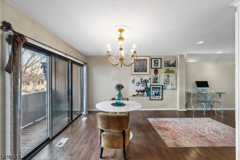 Lindsley Heights - Residential