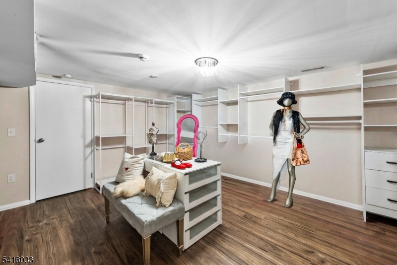 Lindsley Heights - Residential