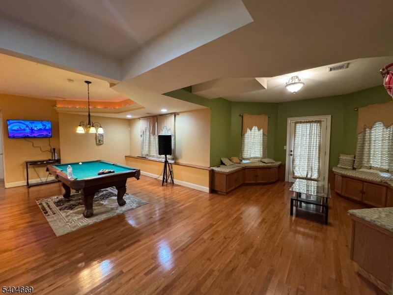 Timberline Manor - Residential