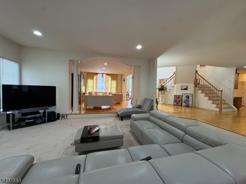 Timberline Manor - Residential