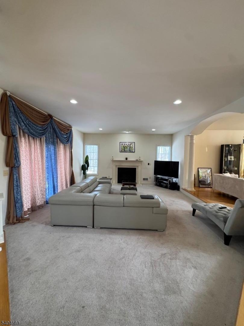 Timberline Manor - Residential