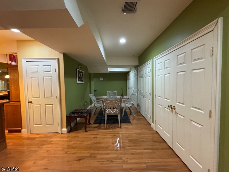 Timberline Manor - Residential