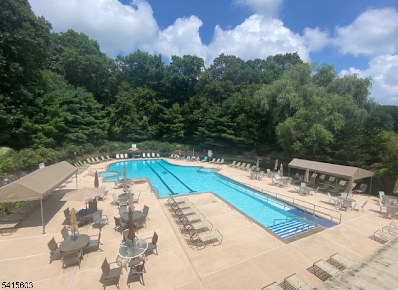 FOX HILLS - Residential