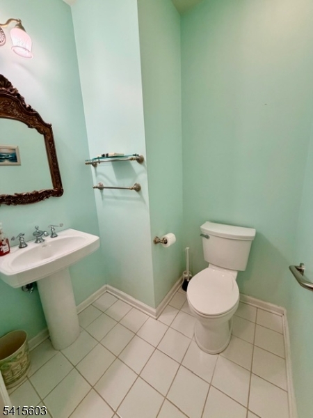 FOX HILLS - Residential