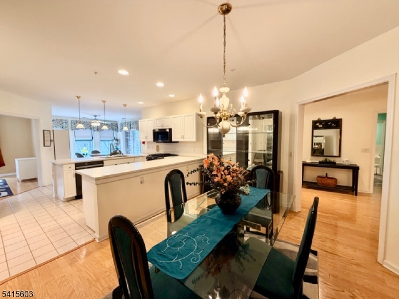 FOX HILLS - Residential