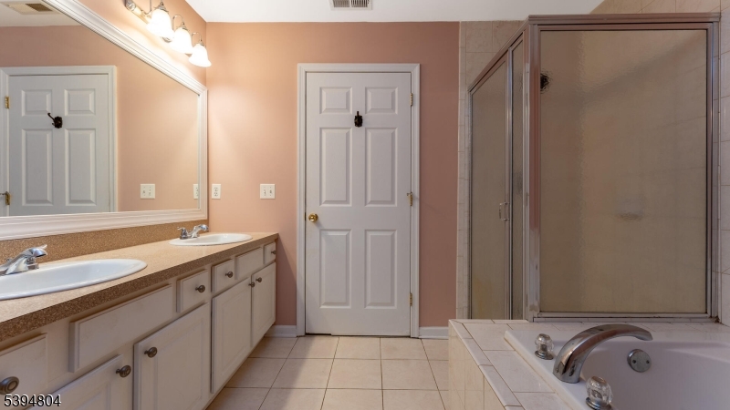 FAIRWAY GREENS - Residential