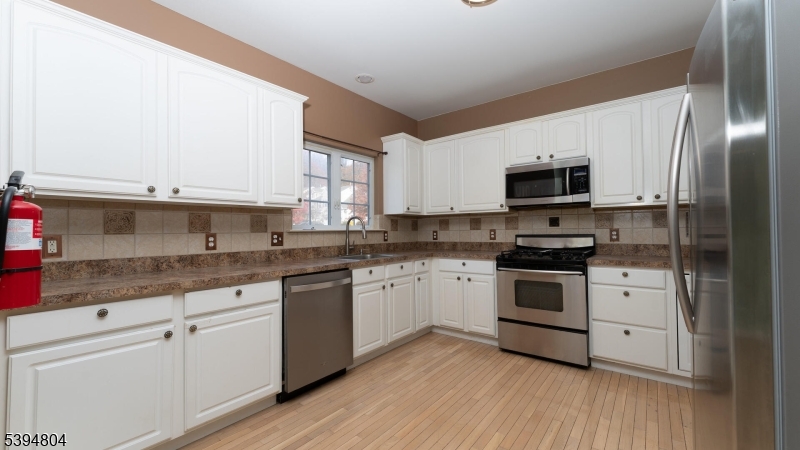 FAIRWAY GREENS - Residential