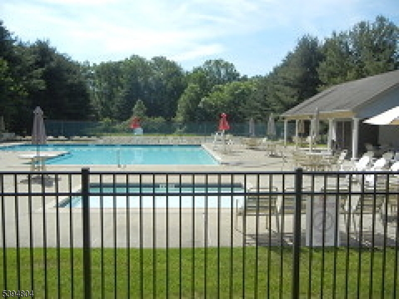 FAIRWAY GREENS - Residential