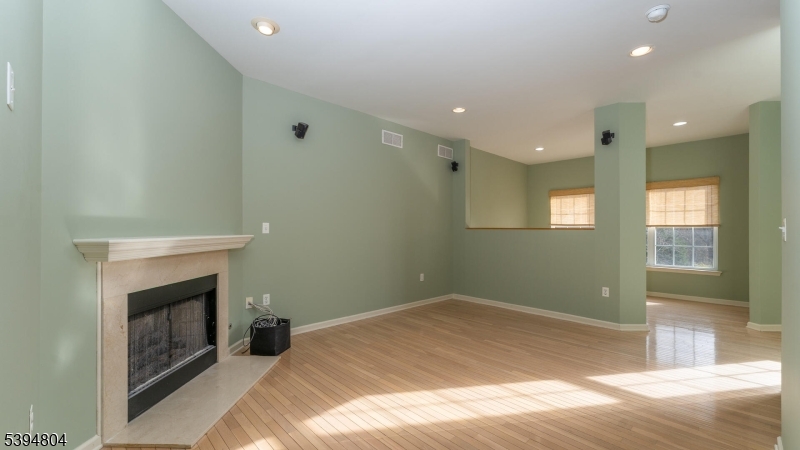 FAIRWAY GREENS - Residential