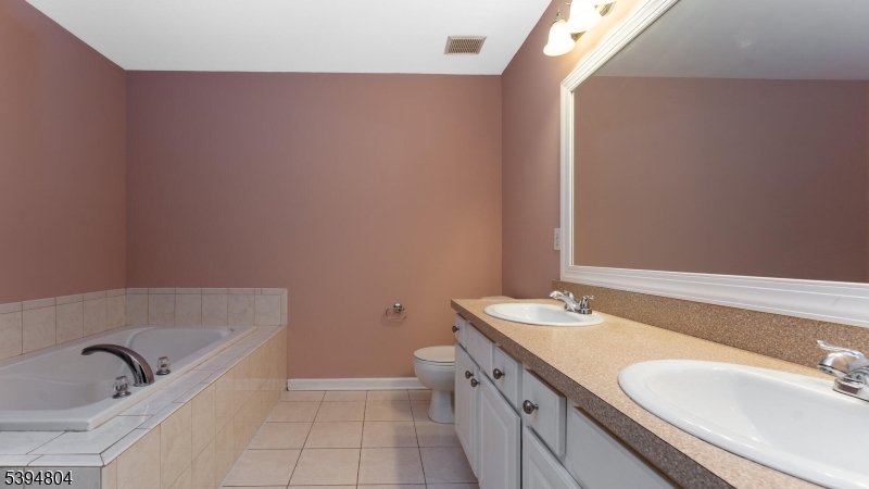 FAIRWAY GREENS - Residential