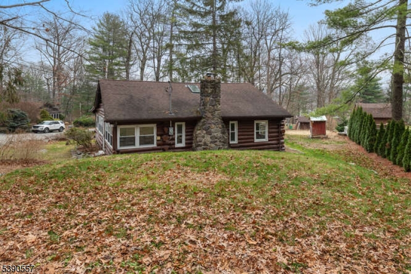 Pinecliff Lake - Residential