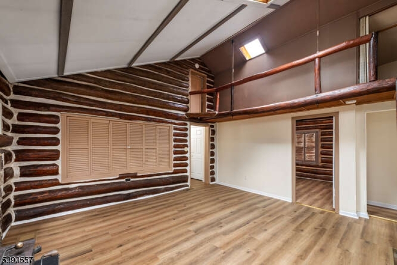 Pinecliff Lake - Residential