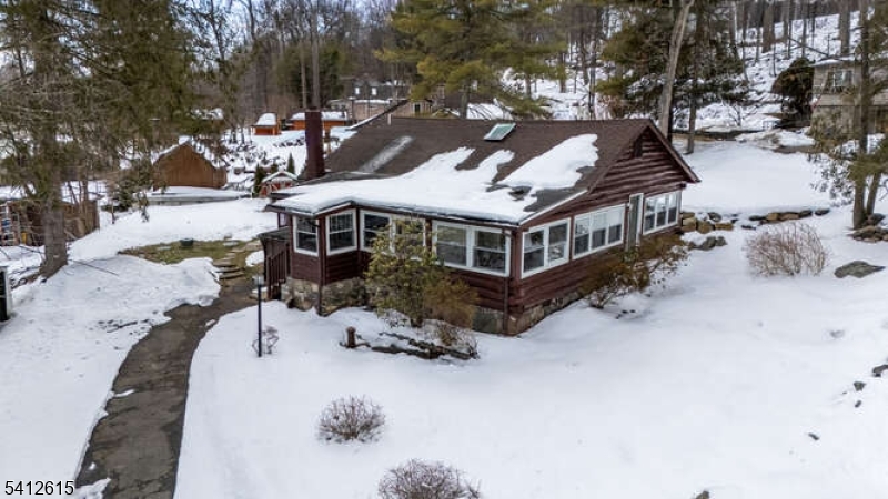 Pinecliff Lake - Residential