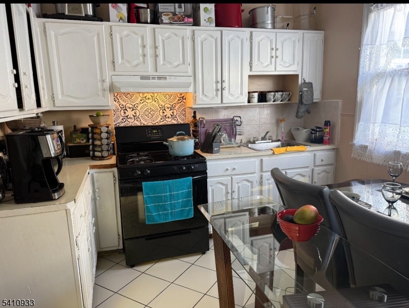 UPPER IRVINGTON - Residential Income