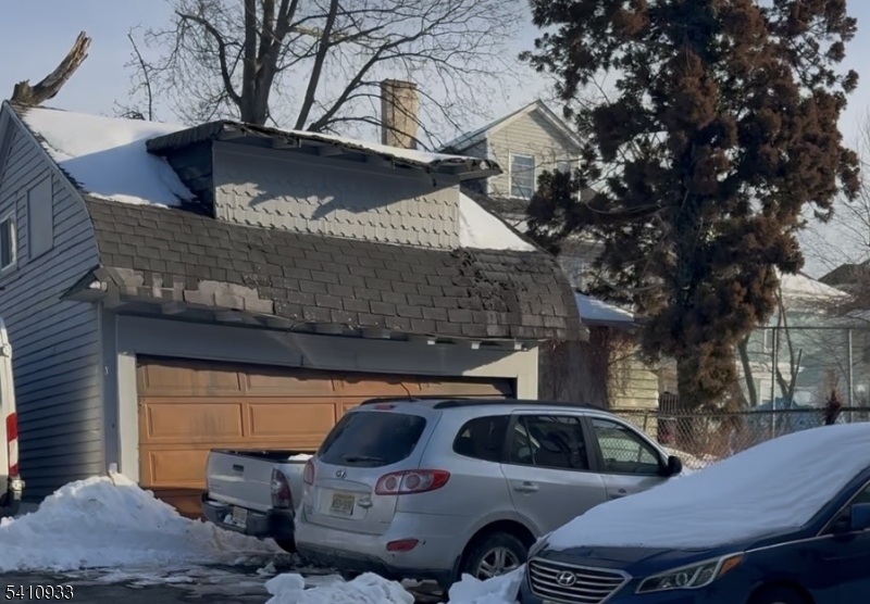 UPPER IRVINGTON - Residential Income