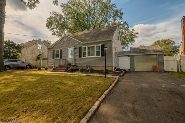 214 VILLA PL, RAHWAY, NJ 07065 - Image 548f5cdbd13773f7633a01eb4f71f23d/976222157