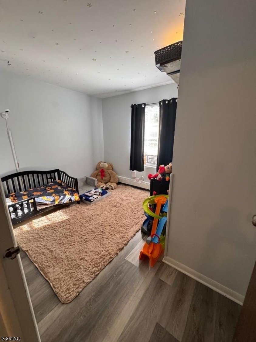 Pleasant Valley Lakes - Residential Lease