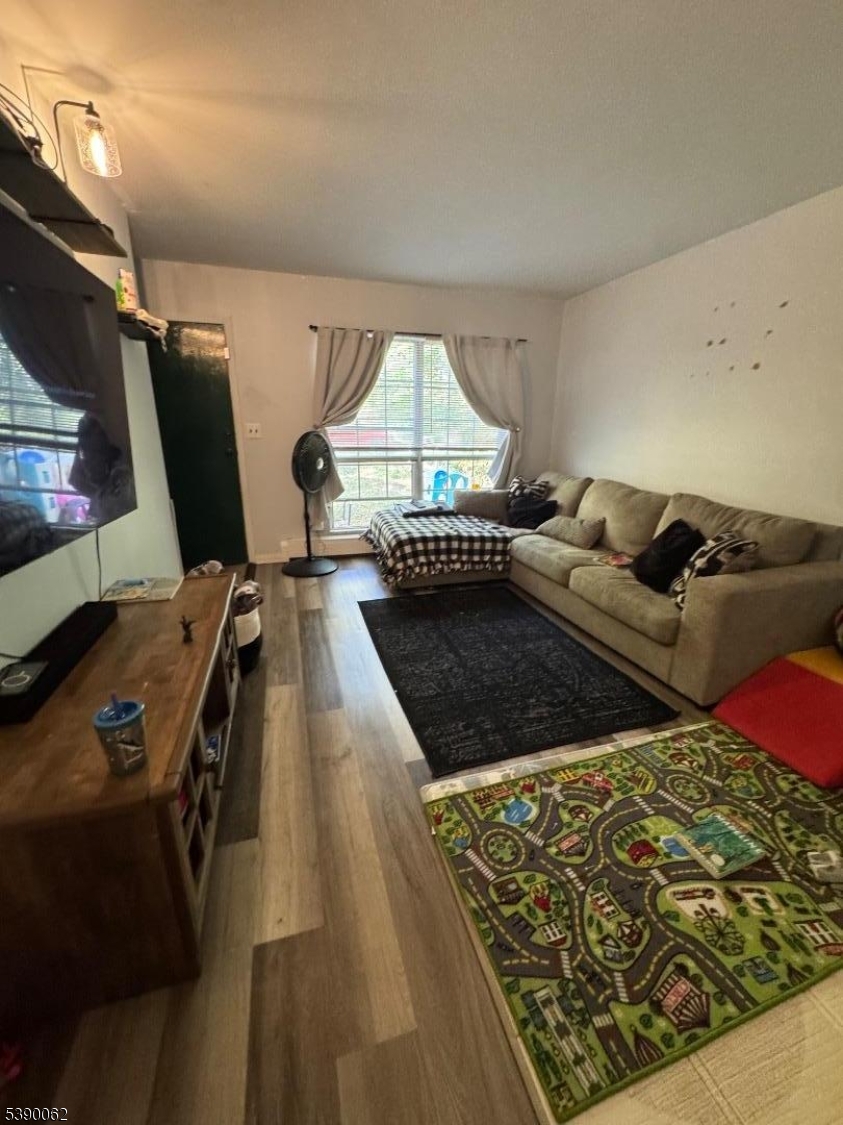 Pleasant Valley Lakes - Residential Lease