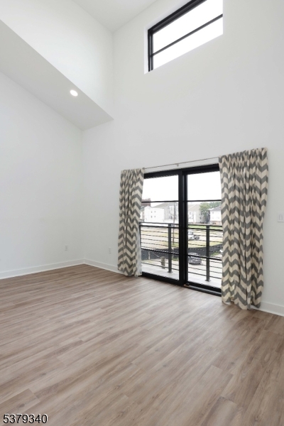 Riverfront Residences - Residential