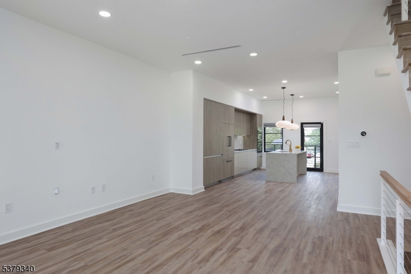 Riverfront Residences - Residential