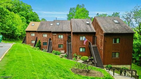 1 Red Lodge Dr 5 Vernon Twp. NJ 07462