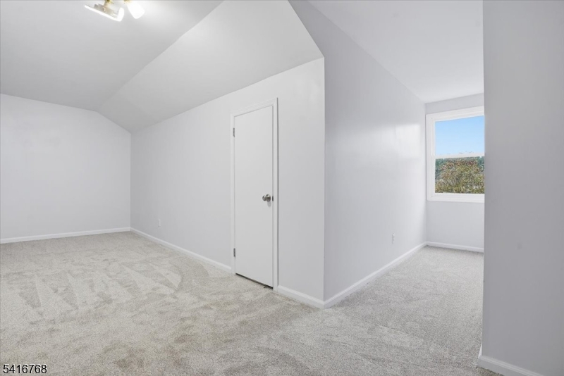 Newton Commons - Residential