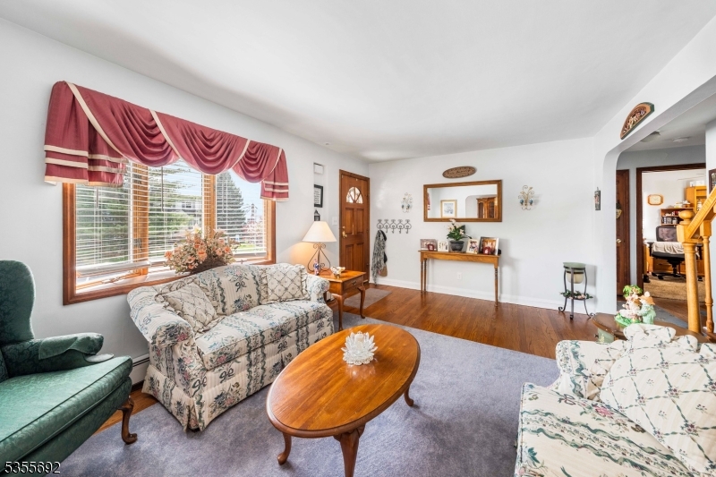2512 Summit Ter