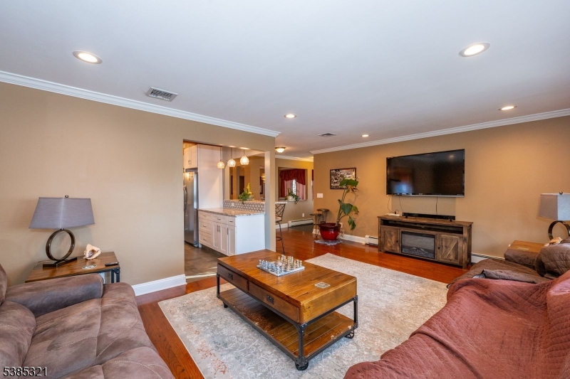 Hillcrest - Residential