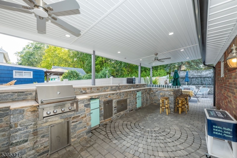 Hillcrest - Residential