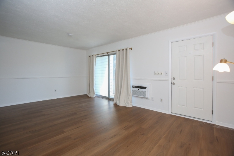Cedar Brook - Residential