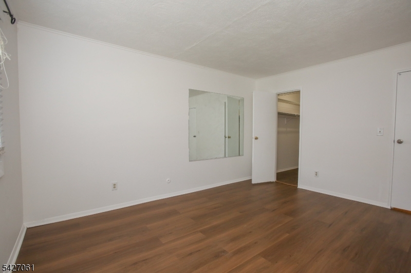 Cedar Brook - Residential