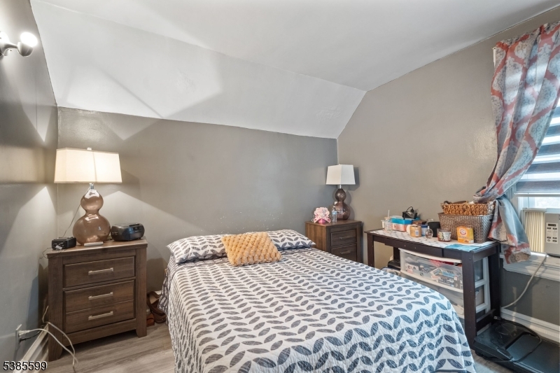 Lakeview - Residential