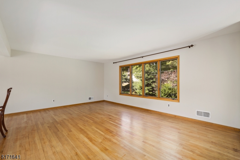 Oak Ridge - Residential