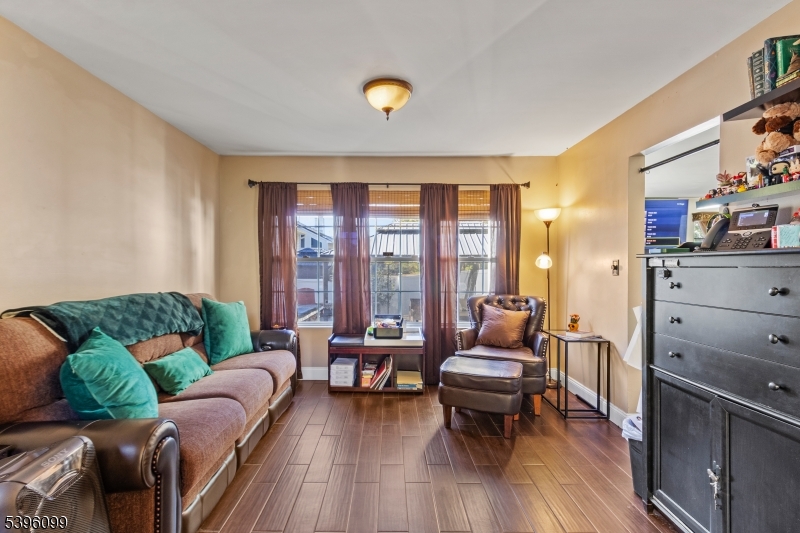 Cedar Ridge - Residential