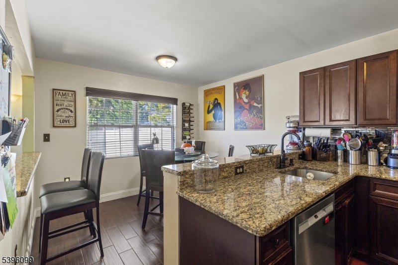 Cedar Ridge - Residential