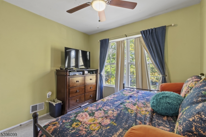 Cedar Ridge - Residential