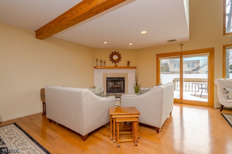 Log Cabin Estates - Residential